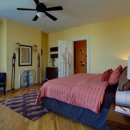 Akwaaba Mansion Bed and Breakfast New York Esterno foto