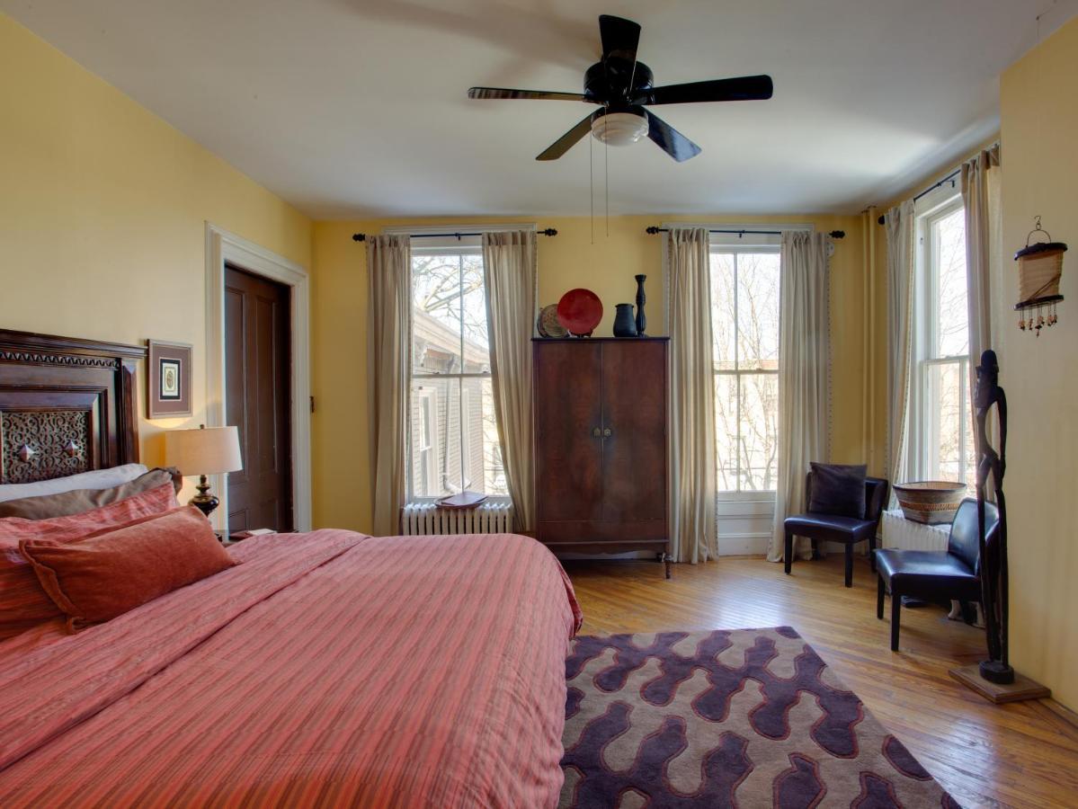 Akwaaba Mansion Bed and Breakfast New York Esterno foto