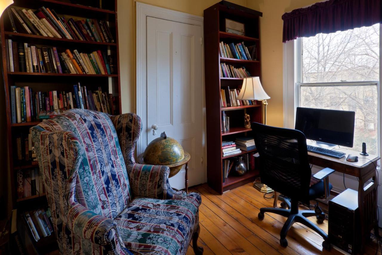 Akwaaba Mansion Bed and Breakfast New York Esterno foto