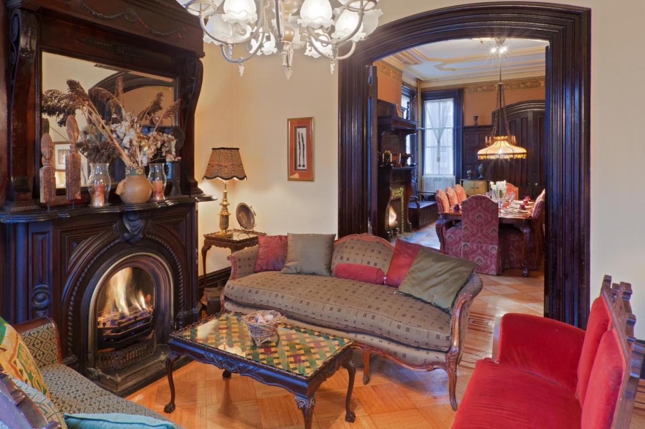 Akwaaba Mansion Bed and Breakfast New York Esterno foto