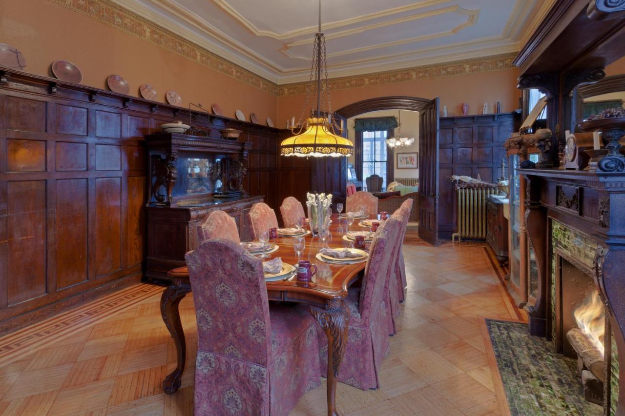 Akwaaba Mansion Bed and Breakfast New York Esterno foto