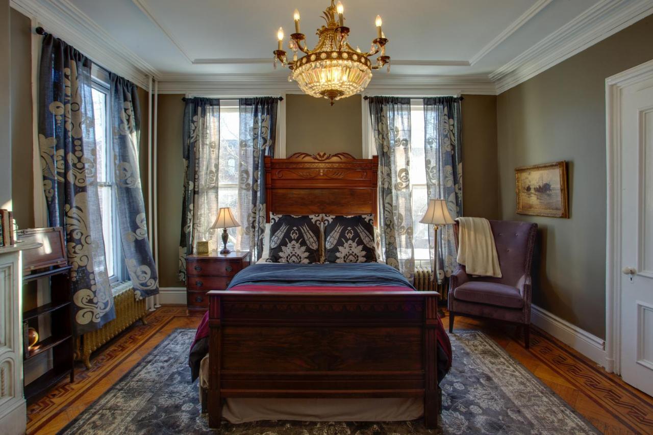 Akwaaba Mansion Bed and Breakfast New York Esterno foto